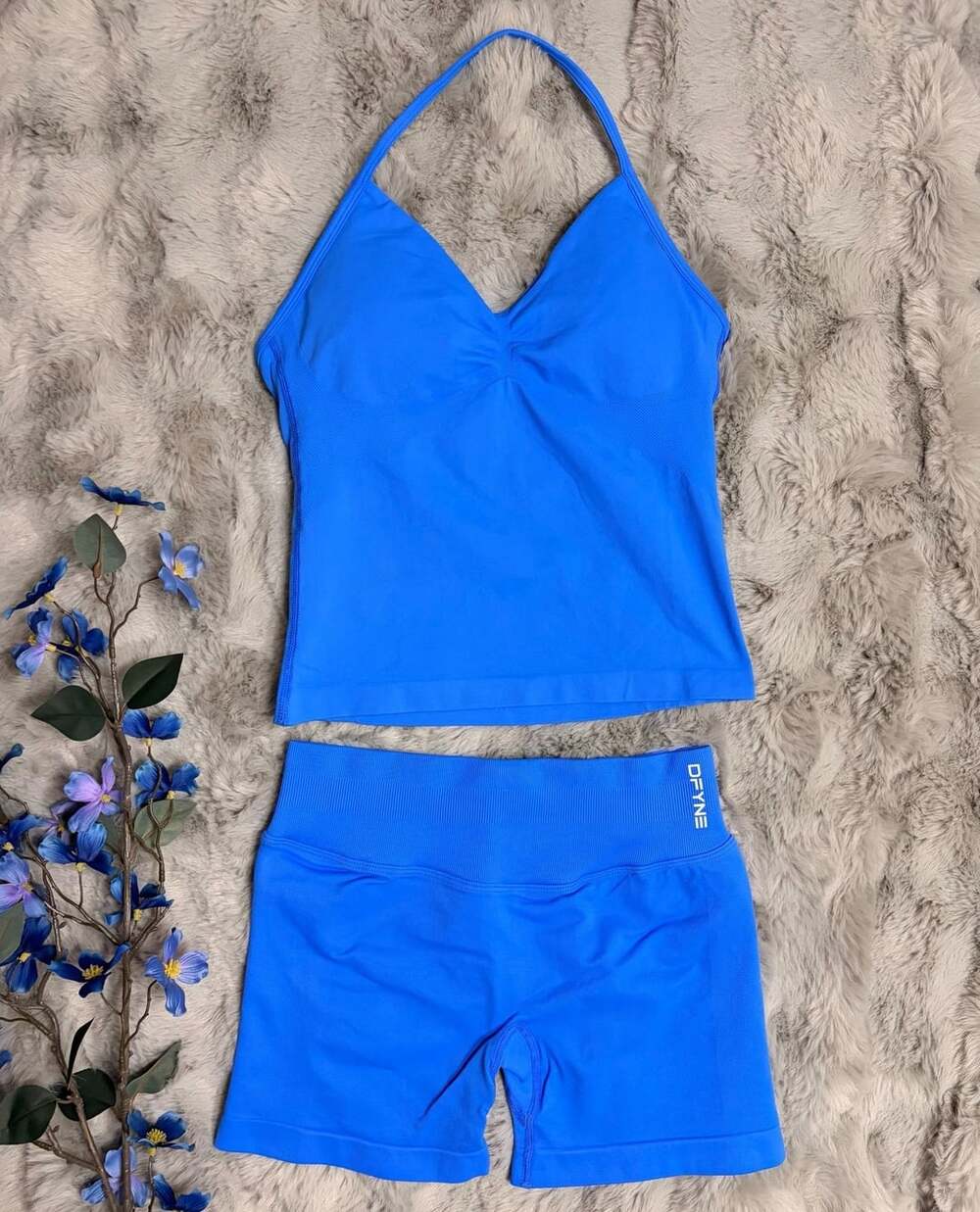 DFYNE Athletic Set Size M Blue Halter Top and Shorts